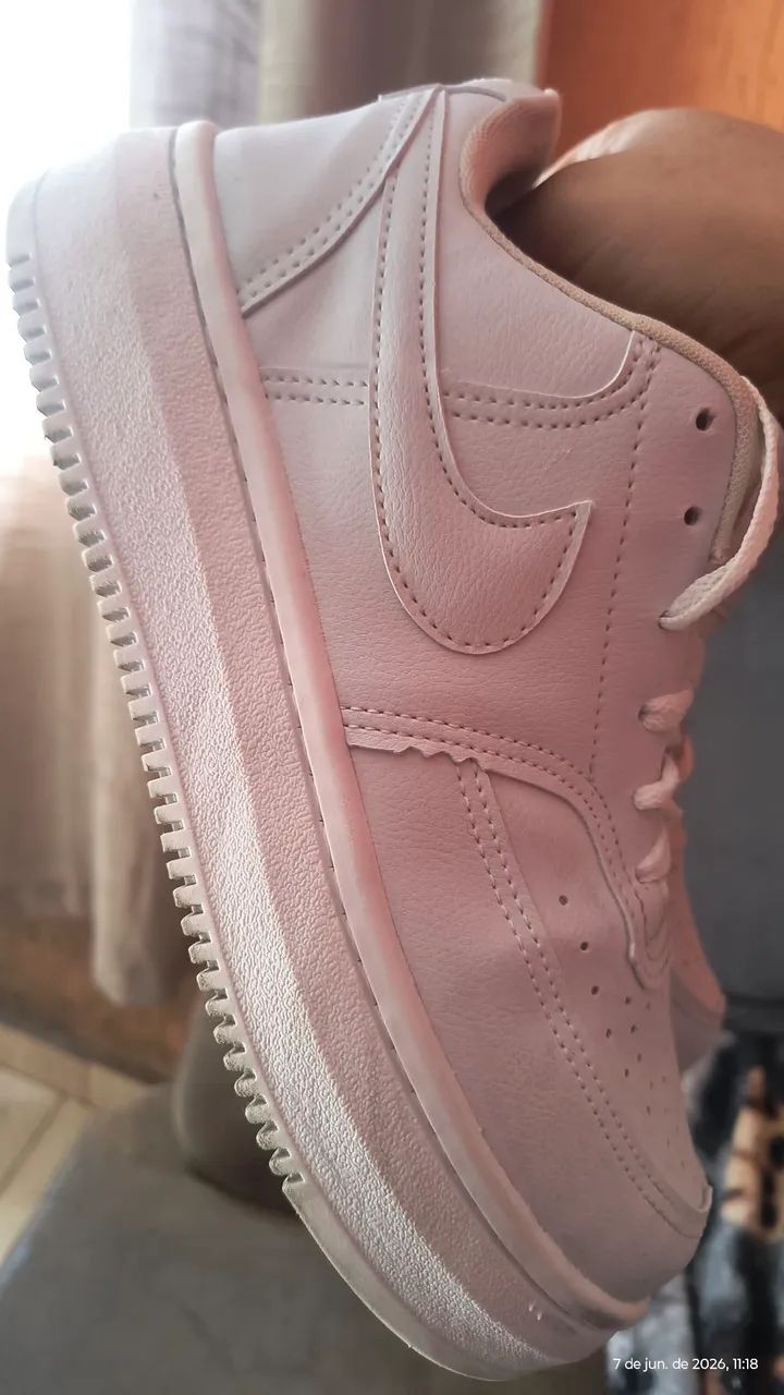 Tênis Nike Air Force número 40 em couro - Foto 5