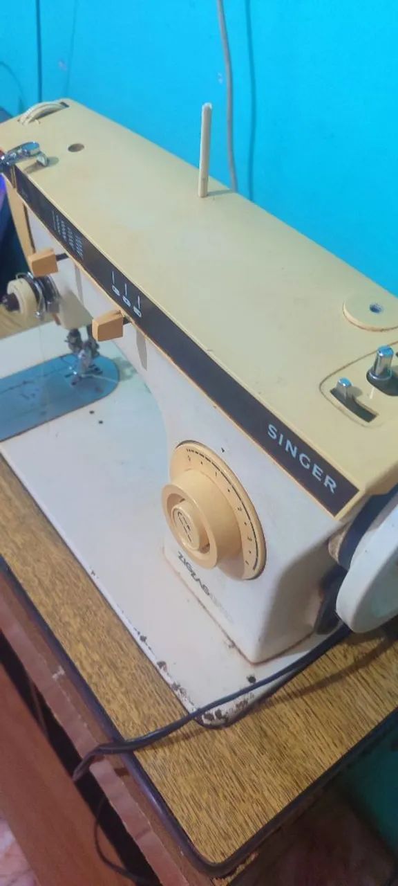 Máquina de costura Singer Zig Zag  - Foto 4