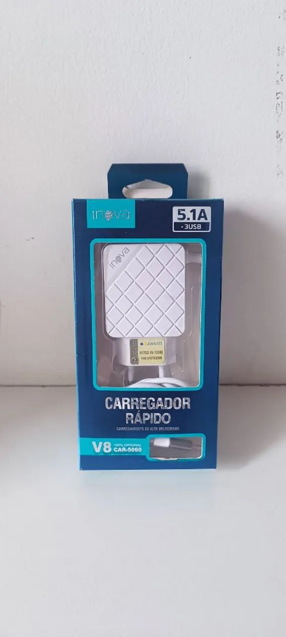 Carregador rápido Inova CAR-5060- USB (V8). 3 portas USB de alta potência.