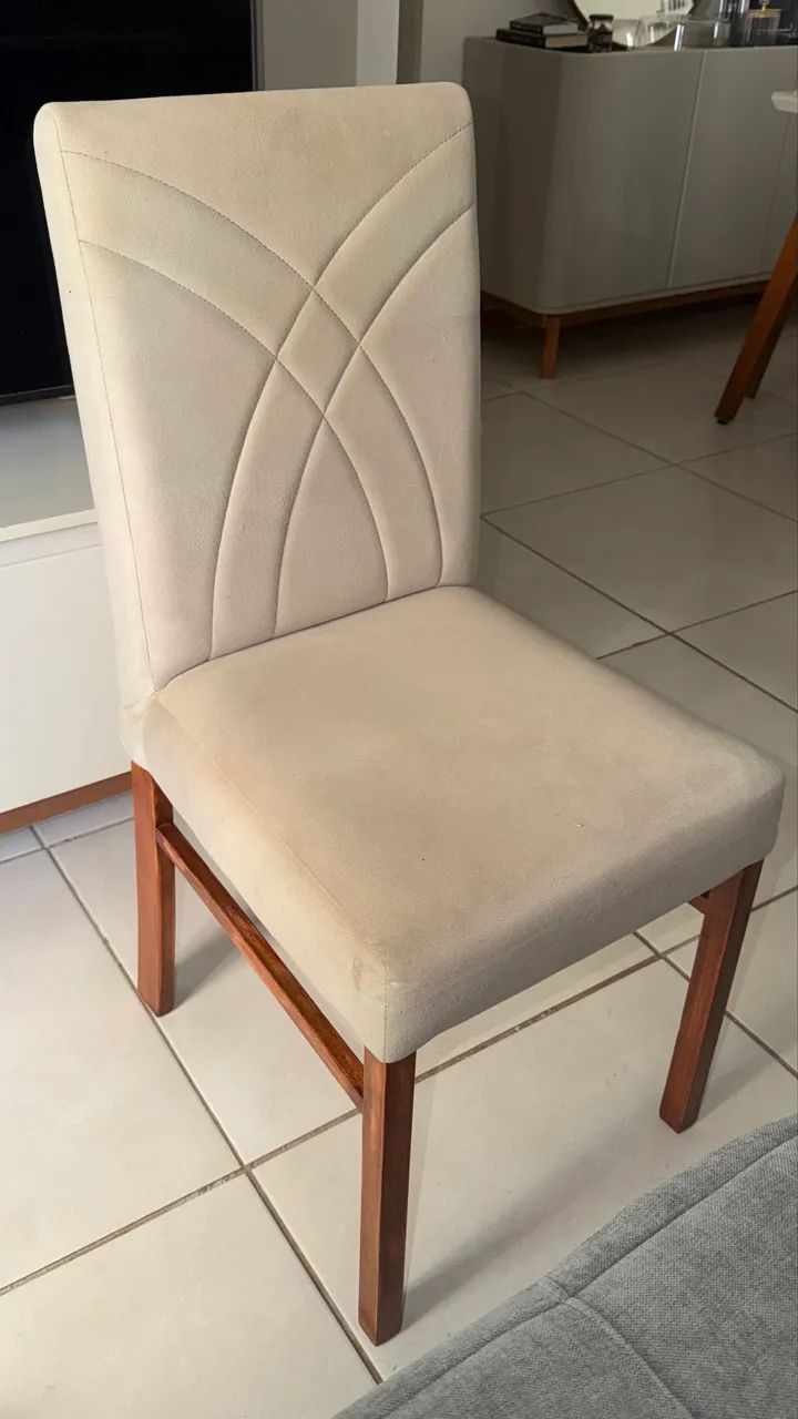 4 CADEIRAS DE MESA COMPRADAS NA ATLANTIDA MÓVEIS  - Foto 3