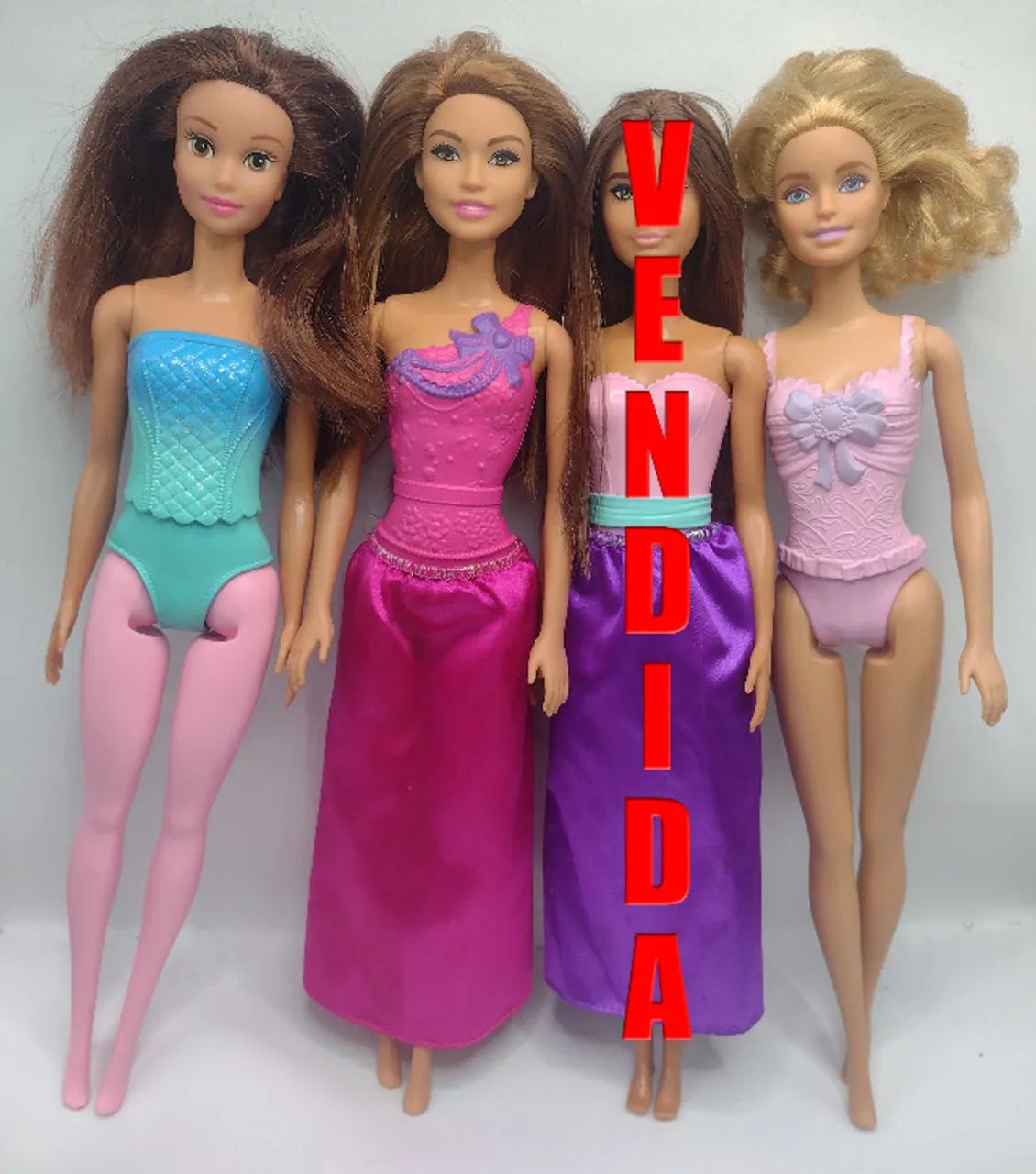 Lote 3 Barbies Básicas Princesas