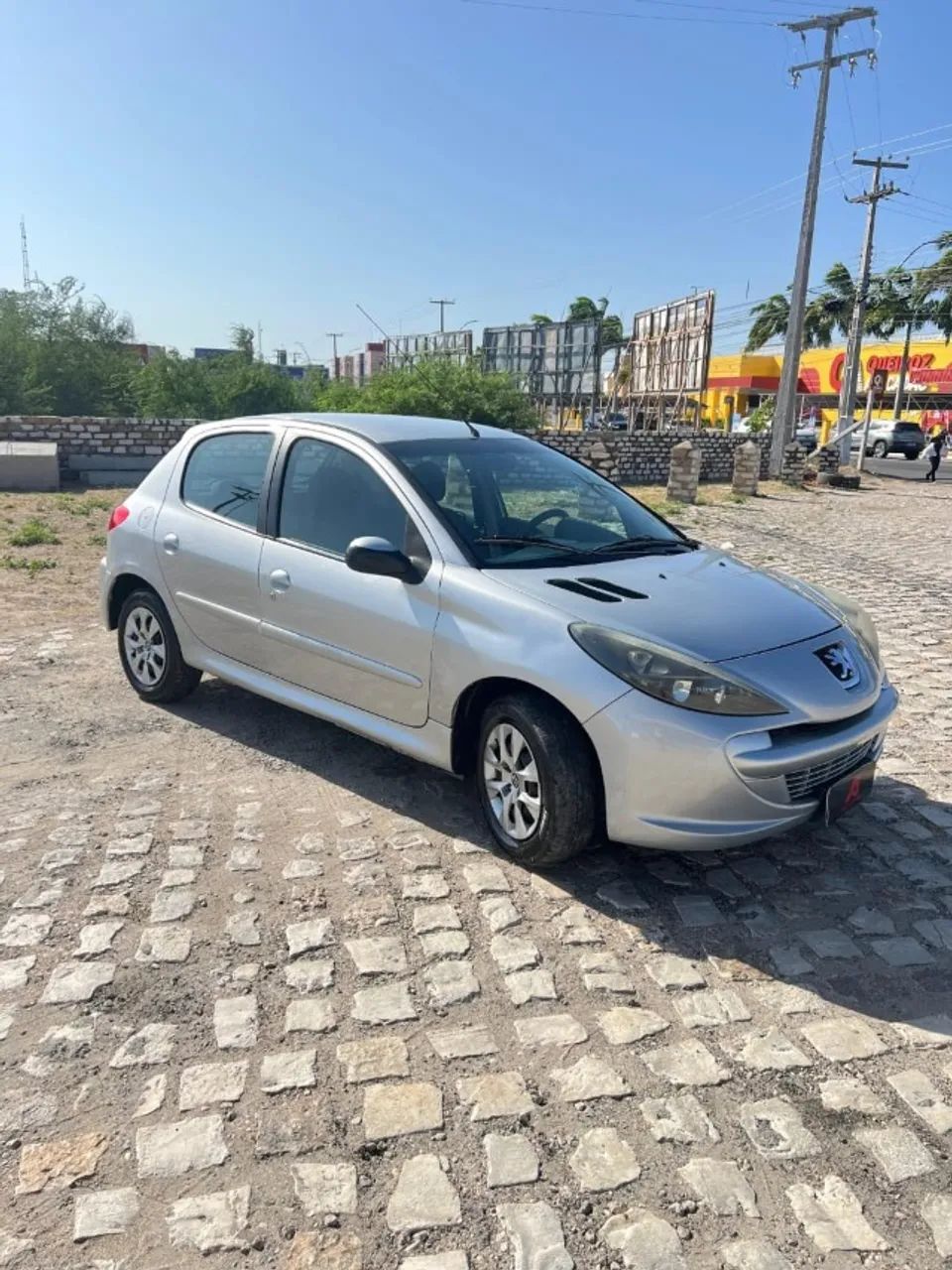 Peugeot 207 ACTIVE 1.4 FLEX 8V 5P 2015