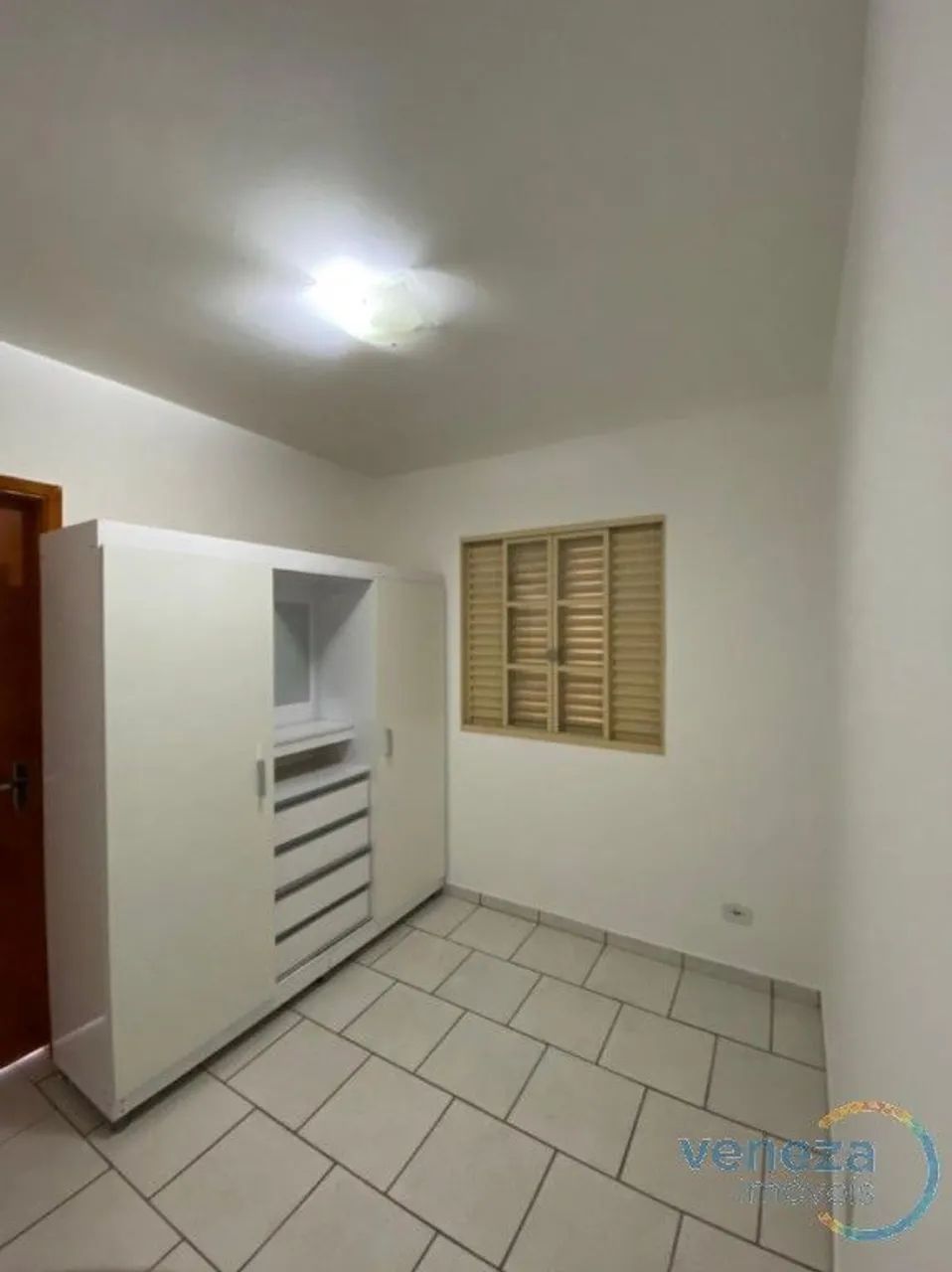 Apartamento à venda no Edifício Vania, Centro de Londrina - Foto 5
