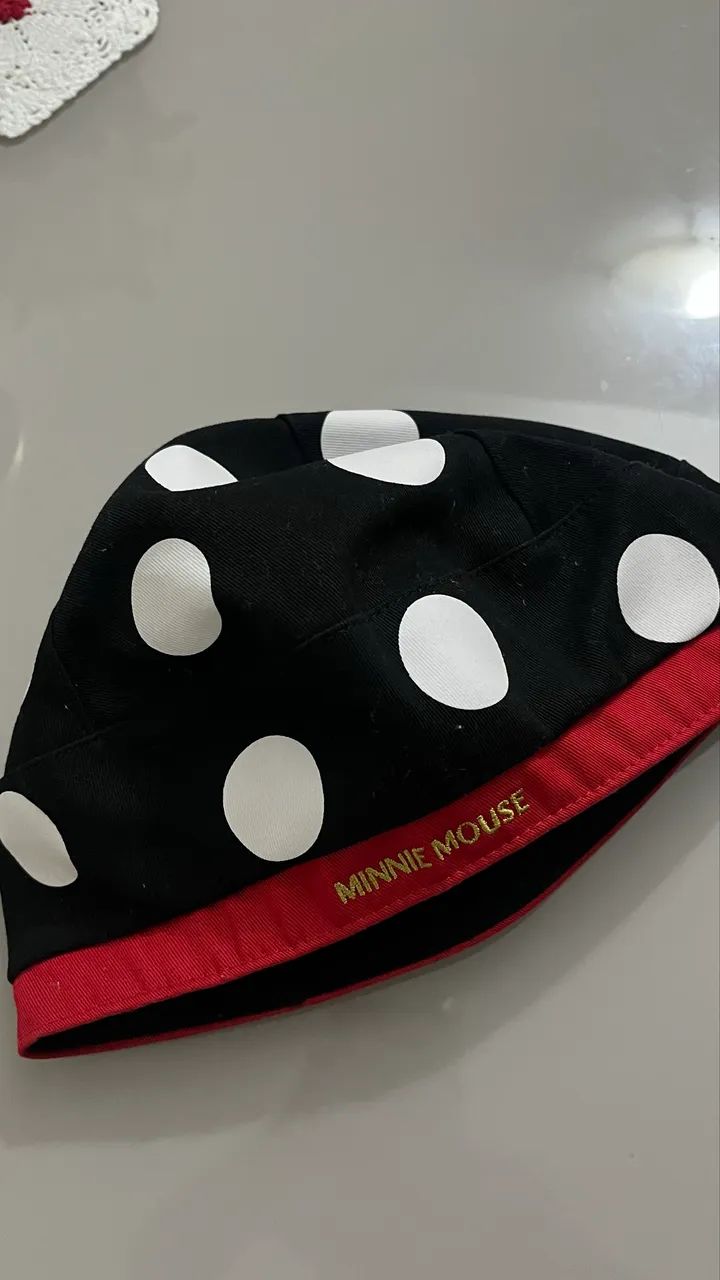 Chapéu estilo bucket da Minnie Mouse