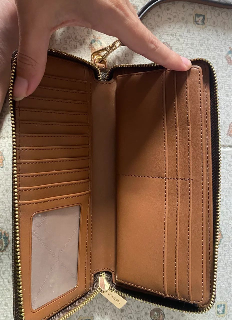 Carteira Michael Kors | Nova, Nunca Usada - Foto 4