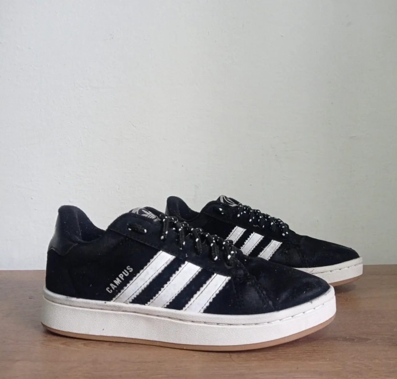 Adidas ZX 6000 - Clássico com Cores Vibrantes - Calçados - Nossa
