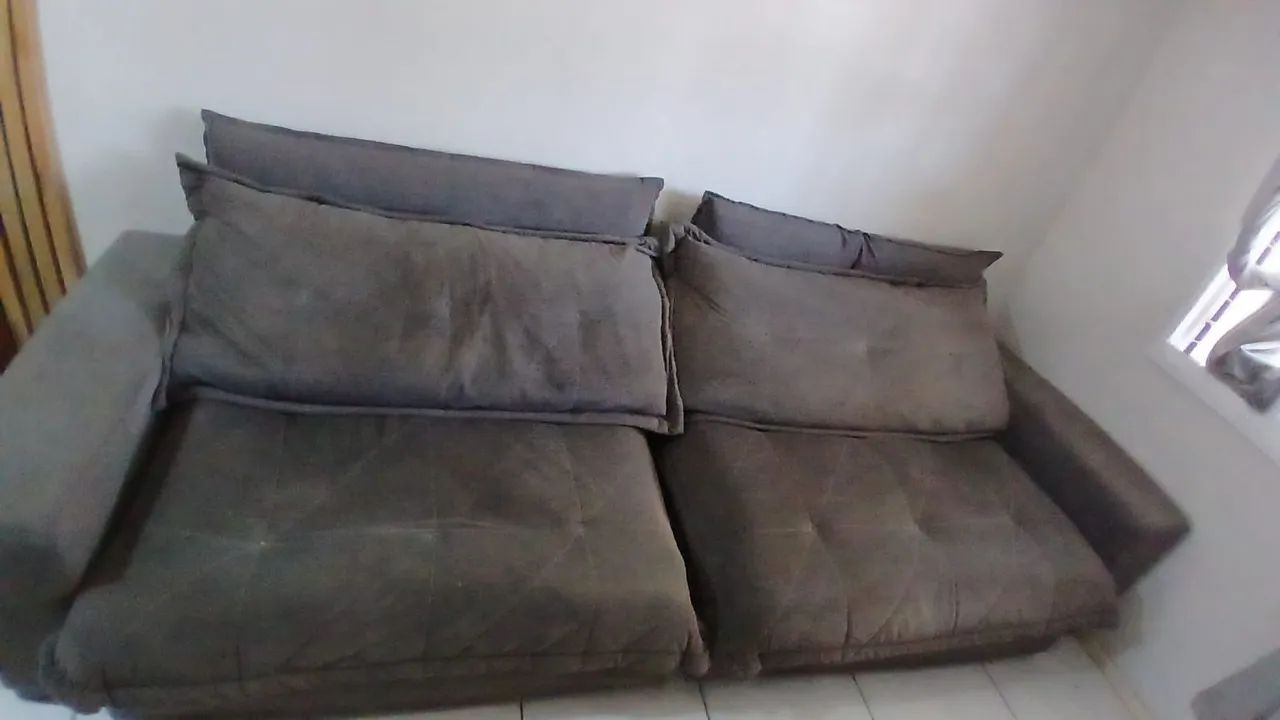 Vendo sofá 6 lugares R$ 800.0065746292887043124