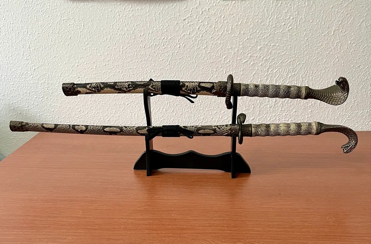 conjunto de espadas estilo samurai