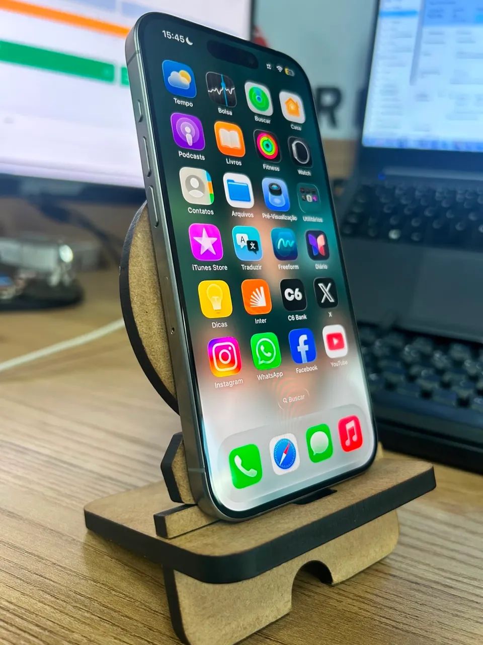 iPhone 15 Pro  - Foto 3