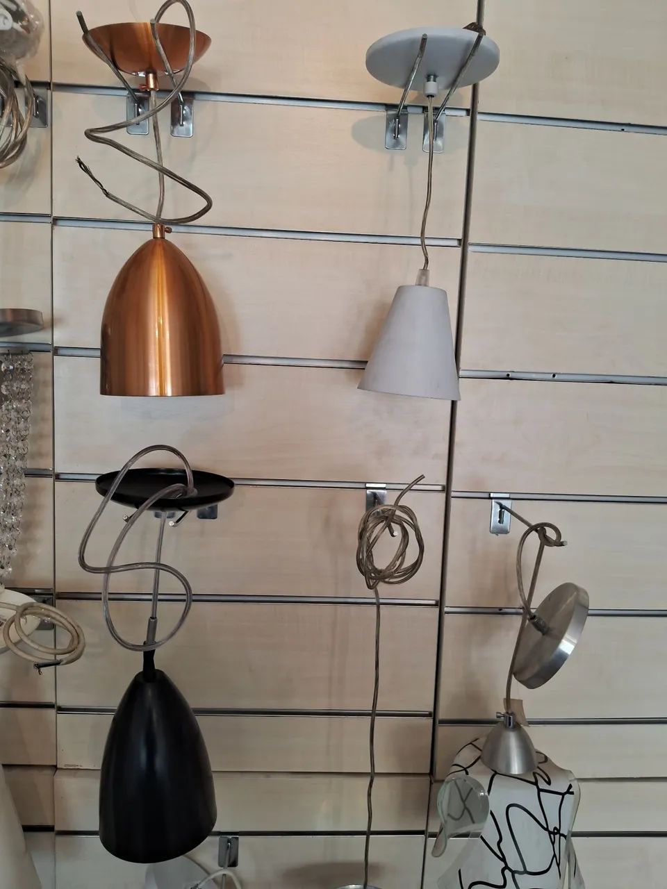 Segundo lote lustres e pendentes.  - Foto 3
