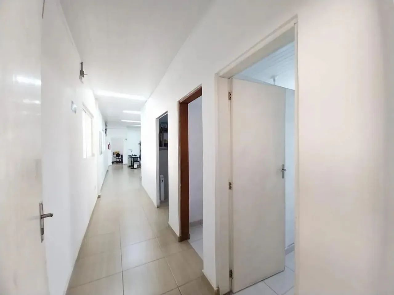 Galpão à venda e para alugar em Cotia, Chácara Ondas Verdes, com 720 m² - Foto 3