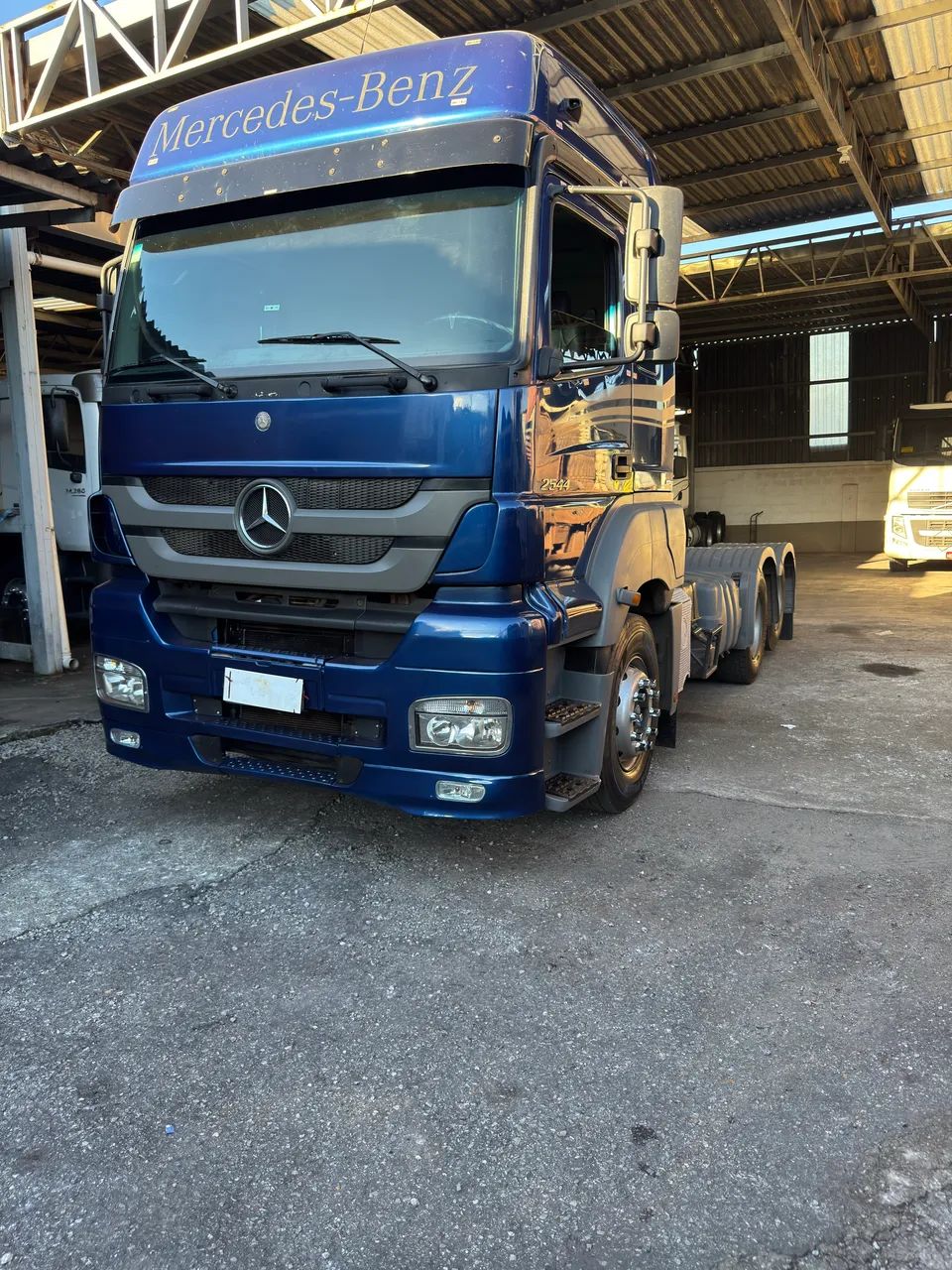 Mb axor 2544 2013 