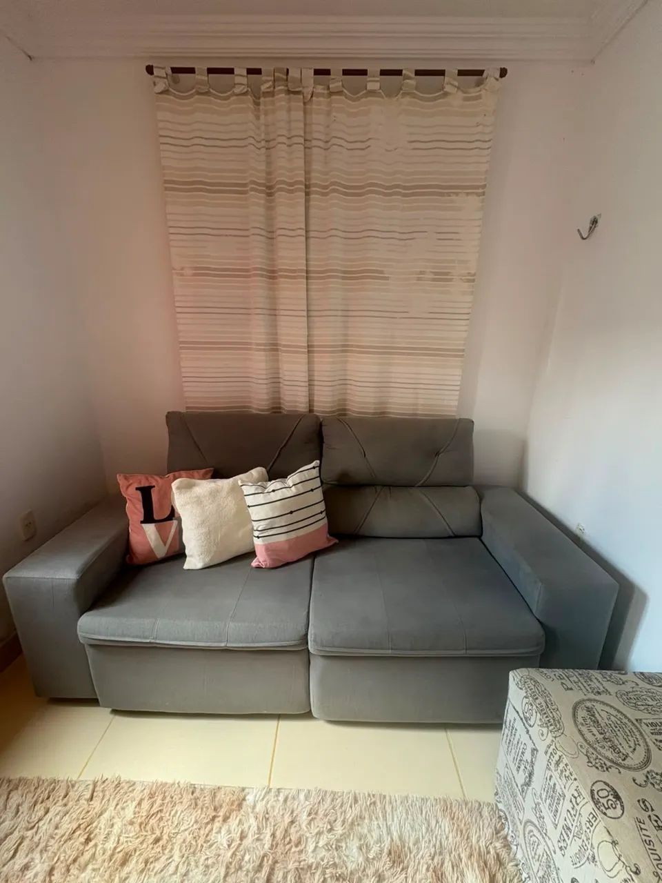 Sofá 2 lugares 