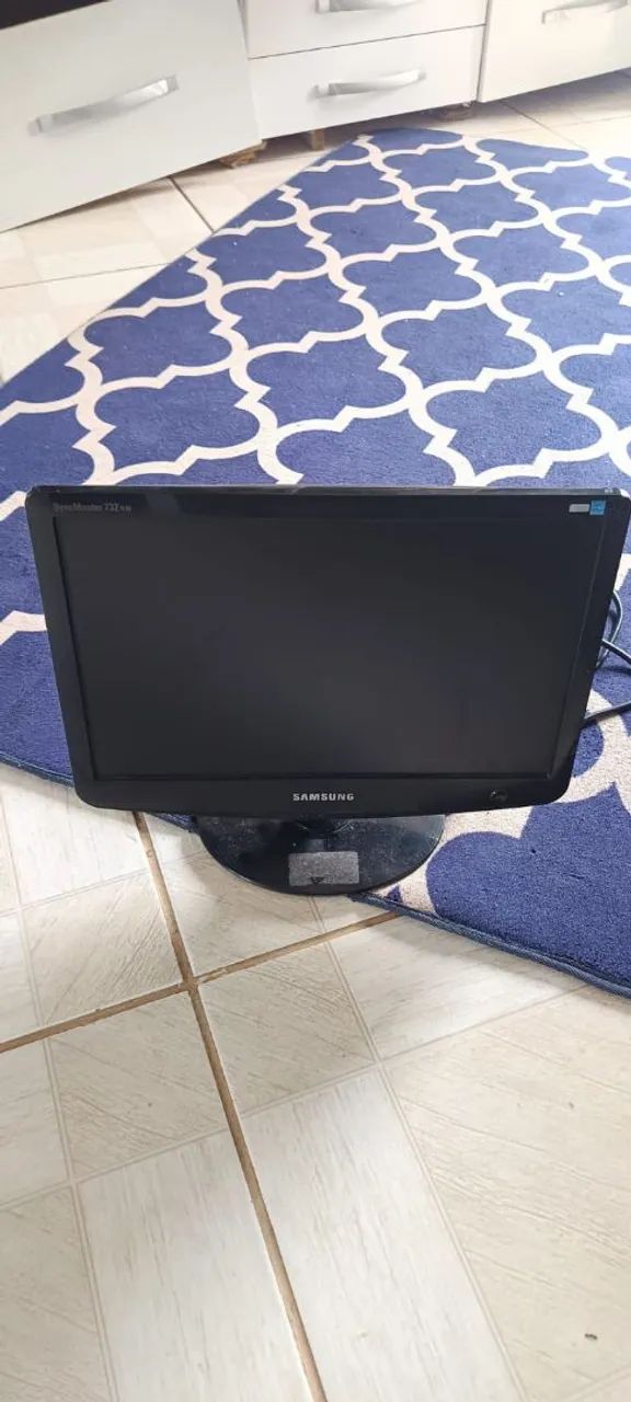 Kit 4 Monitores LG e Samsung - Vendo Separado ou Junto - Foto 2