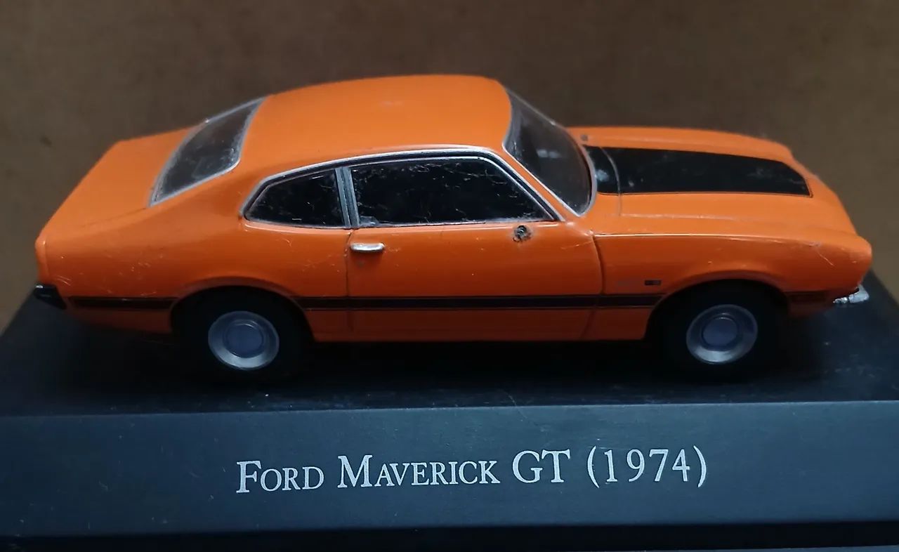 Miniatura antiga Ford Maverick 1974