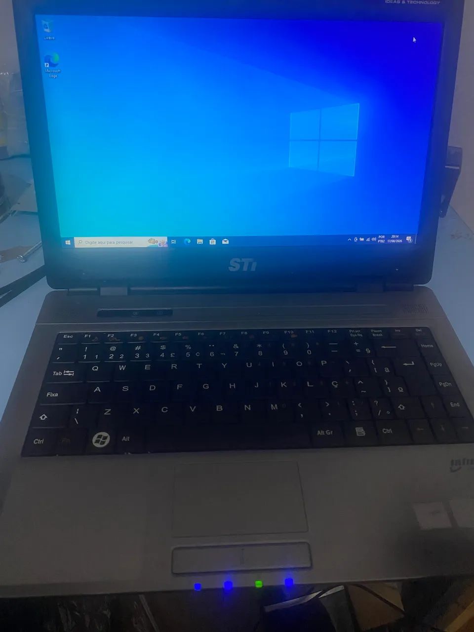 Notebook sti 4 gb hd 250 gb perfeito