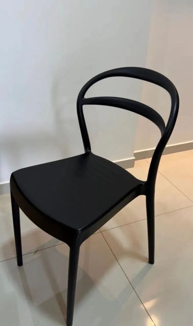 Vendo mesa de jantar + 4 cadeiras da Tokstok - Foto 2