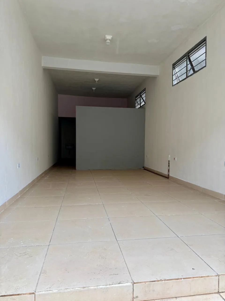 VENDO CASA RESIDENCIAL/COMERCIAL - Foto 2