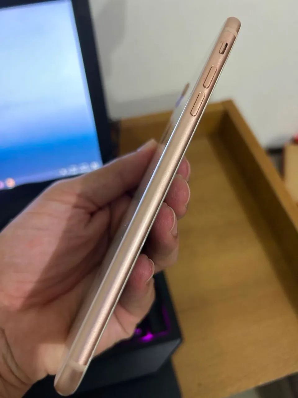 Iphone 8 Plus 64Gb - Foto 2