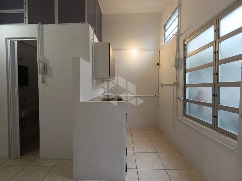 Kitnet para alugar semi mobiliada 15m² - Estreito, Florianópolis. - Foto 4
