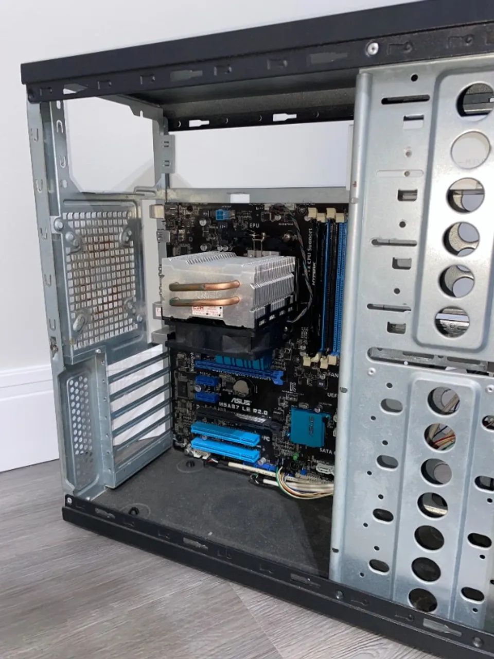 PC COM PLACA SEM FONTE E 4GB DE MEMORIA - Foto 2