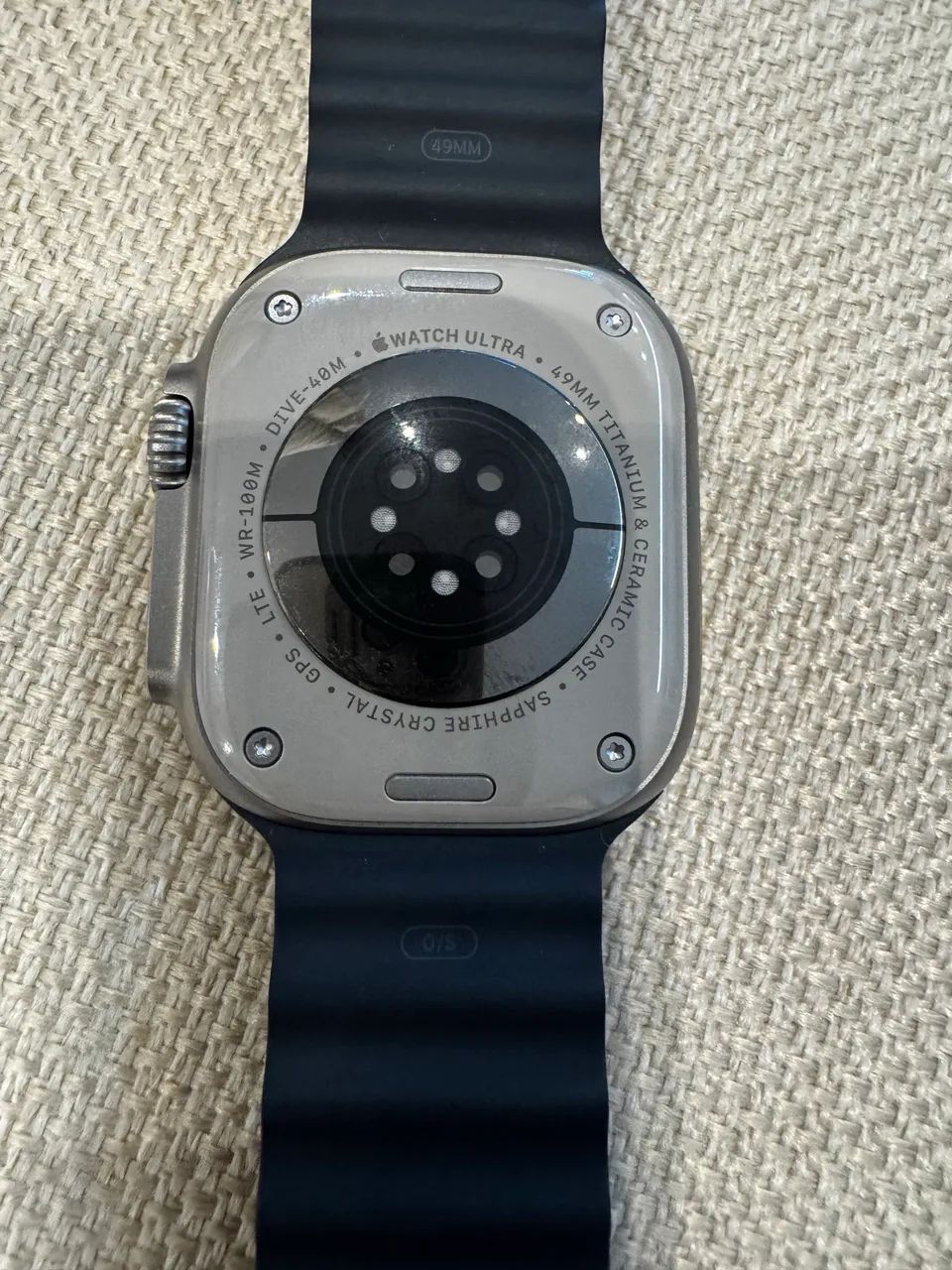 Apple Watch Ultra 1a Geração, 49mm, Modelo Gps + Celular (Usado) - Foto 2