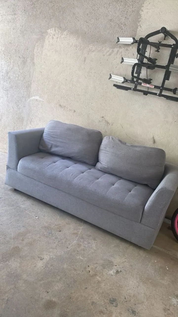 ? Sofá 3 Lugares Cinza - Confortável e Conservado