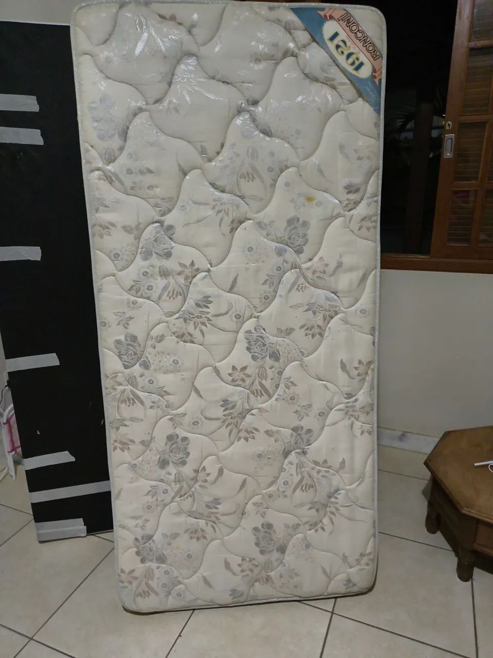 Cama box de molas