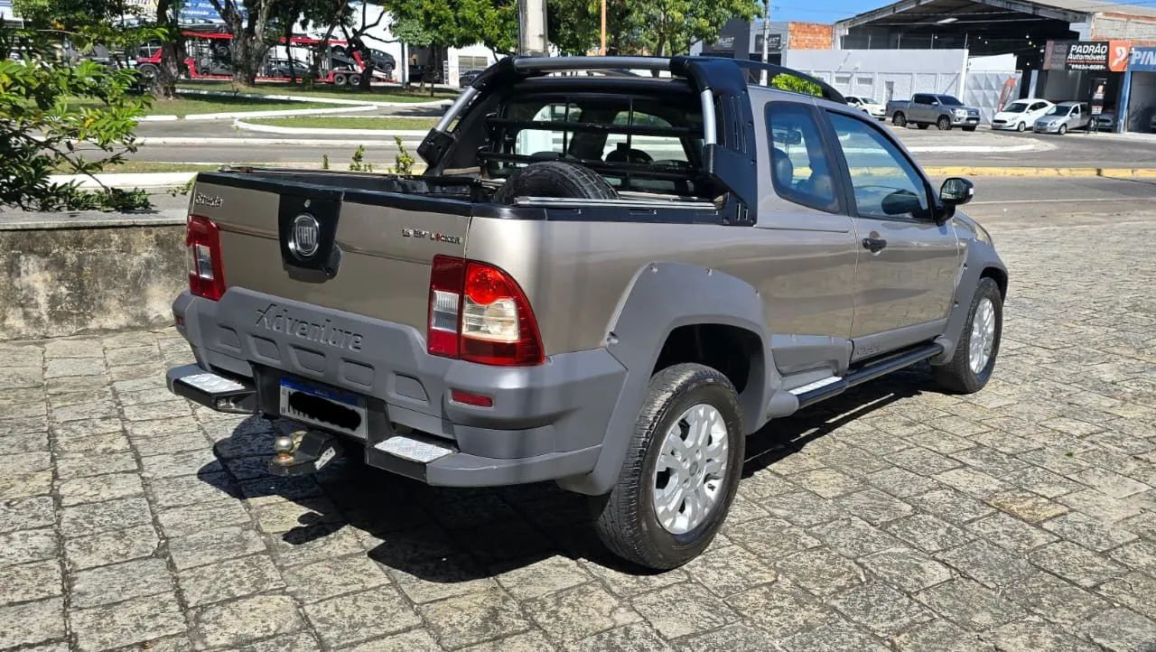 Fiat Strada Adventure1.8/ 1.8 Locker Flex CD 2012 - Foto 3