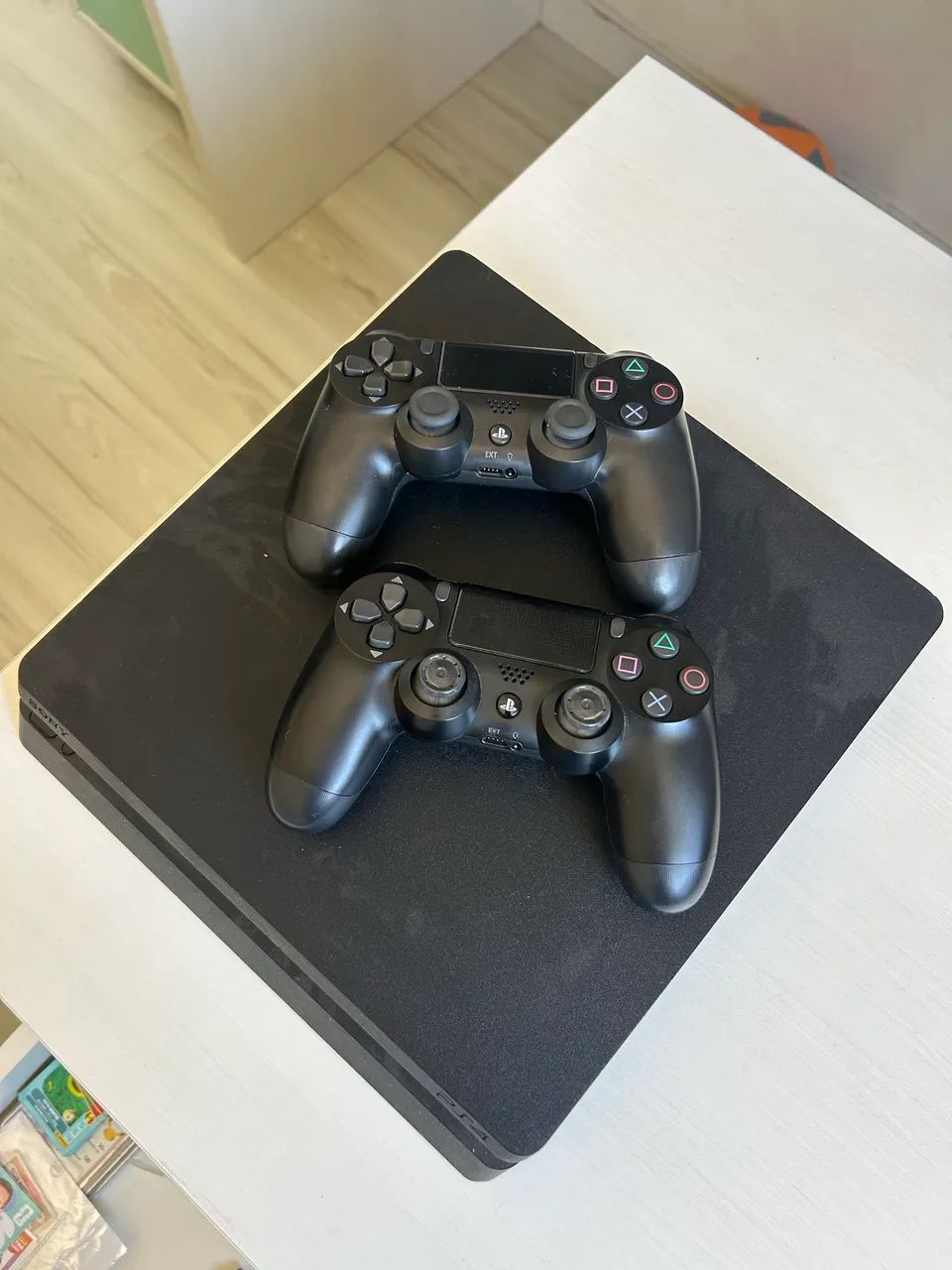 PS4 de 1TB - 13.52 (consegue desbloquear) - Foto 4