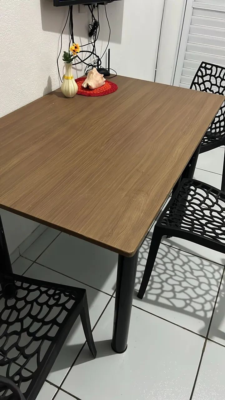 Mesa de mármore com cadeiras  - Foto 2