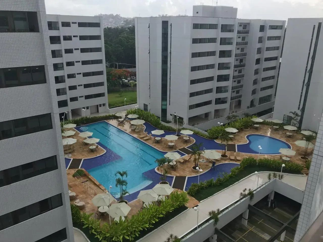 Imóvel para venda possui 158m² com 4 quartos em Monteiro - Recife - PE