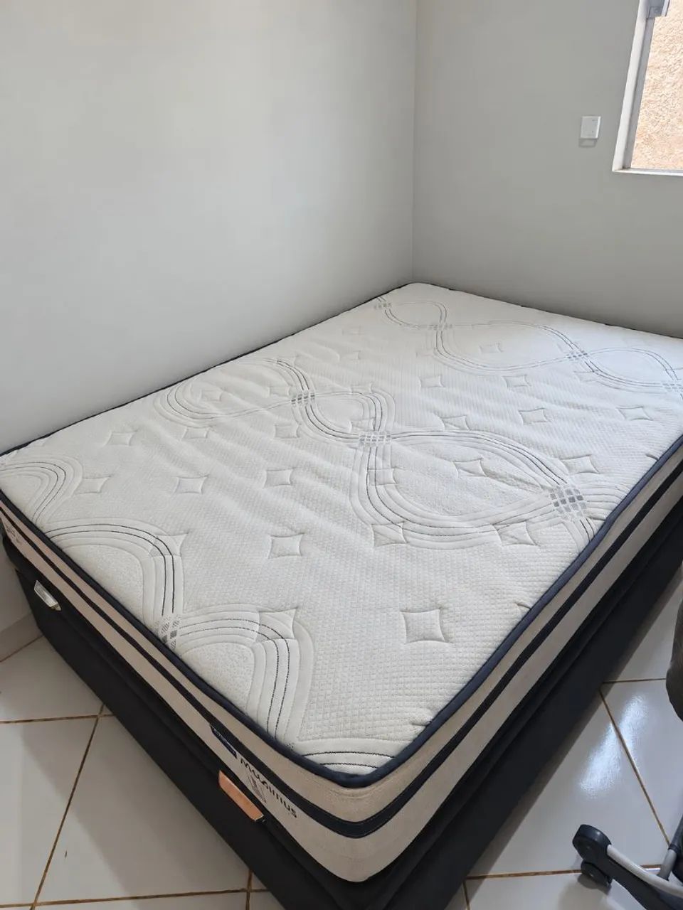 Cama de Casal Baú Probel 