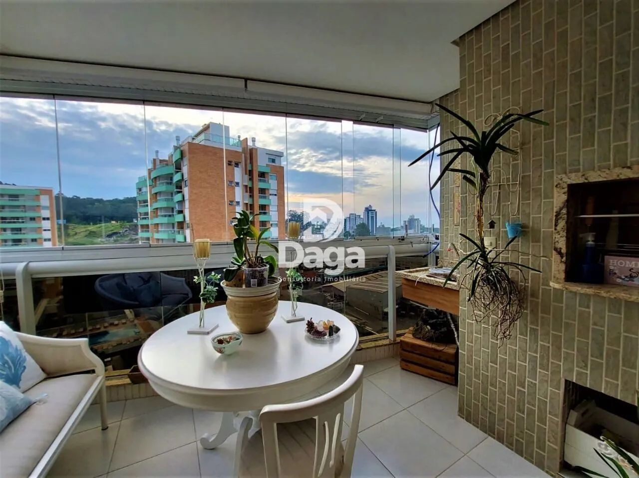 Apartamento Alto Padrão 4 Dormitórios na Trindade, Florianópolis/SC - Foto 4