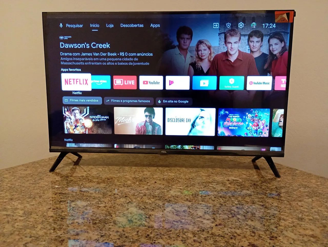 Smart TV TCL 32 polegadas no plástico 