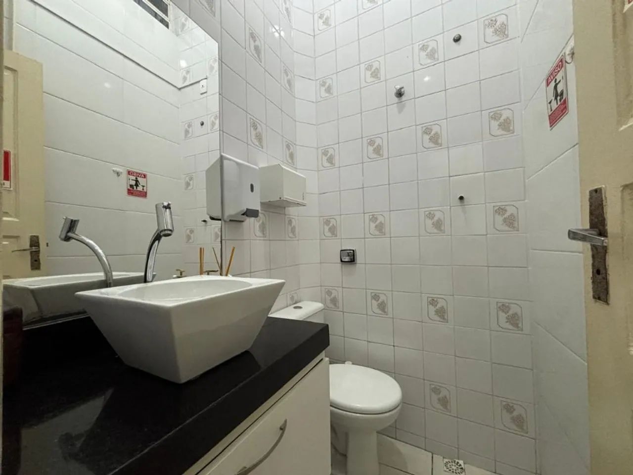 Casa Comercial para Venda e Locação em região Central. - Foto 3