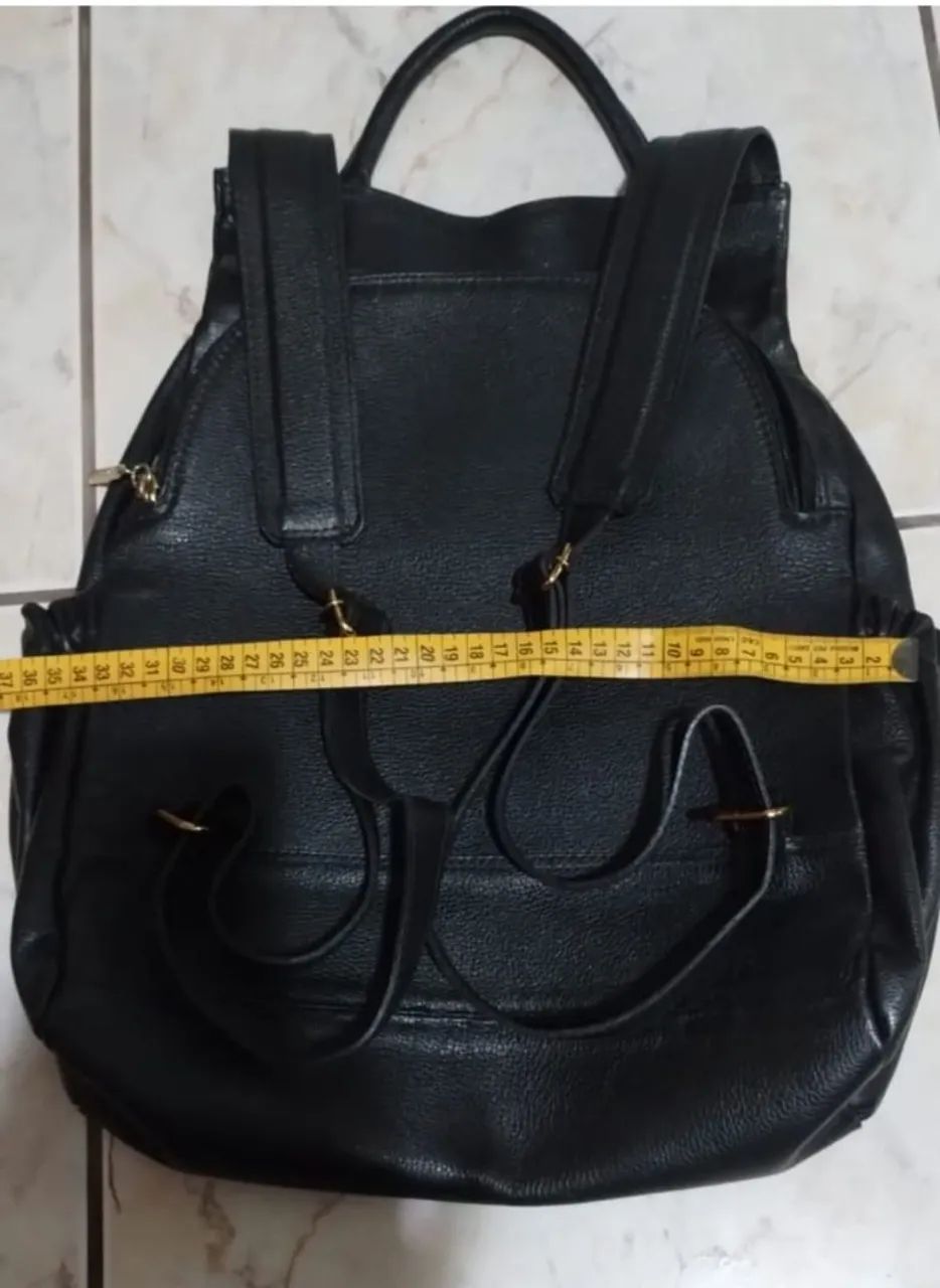 Mochila antifurto de couro Liso.  - Foto 6