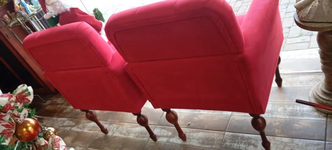 Par de Poltronas Vermelhas antigas - Foto 2