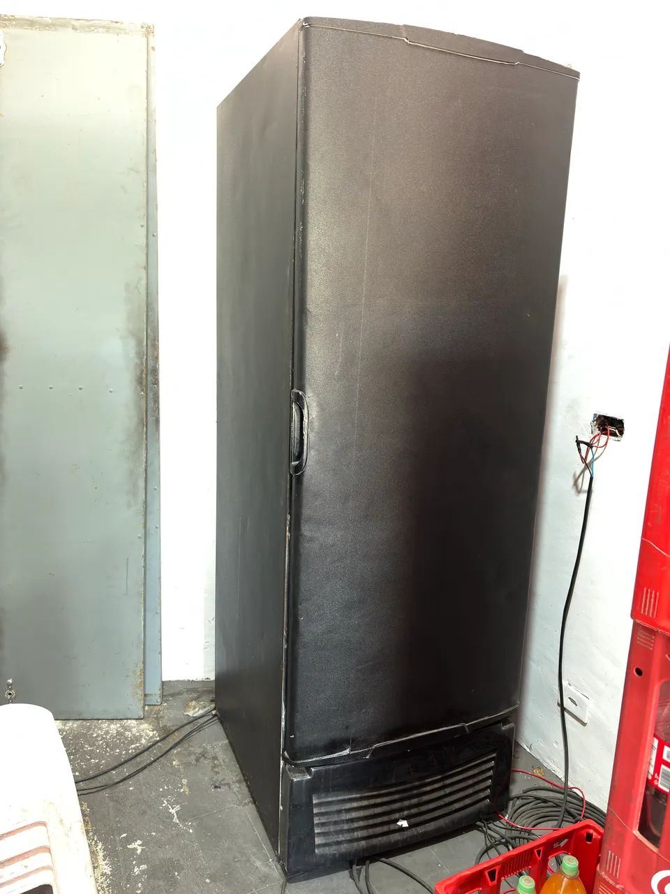 Vendo 3 Equipamentos para Comércio - Geladeira, Freezer e Cervejeira - Foto 3