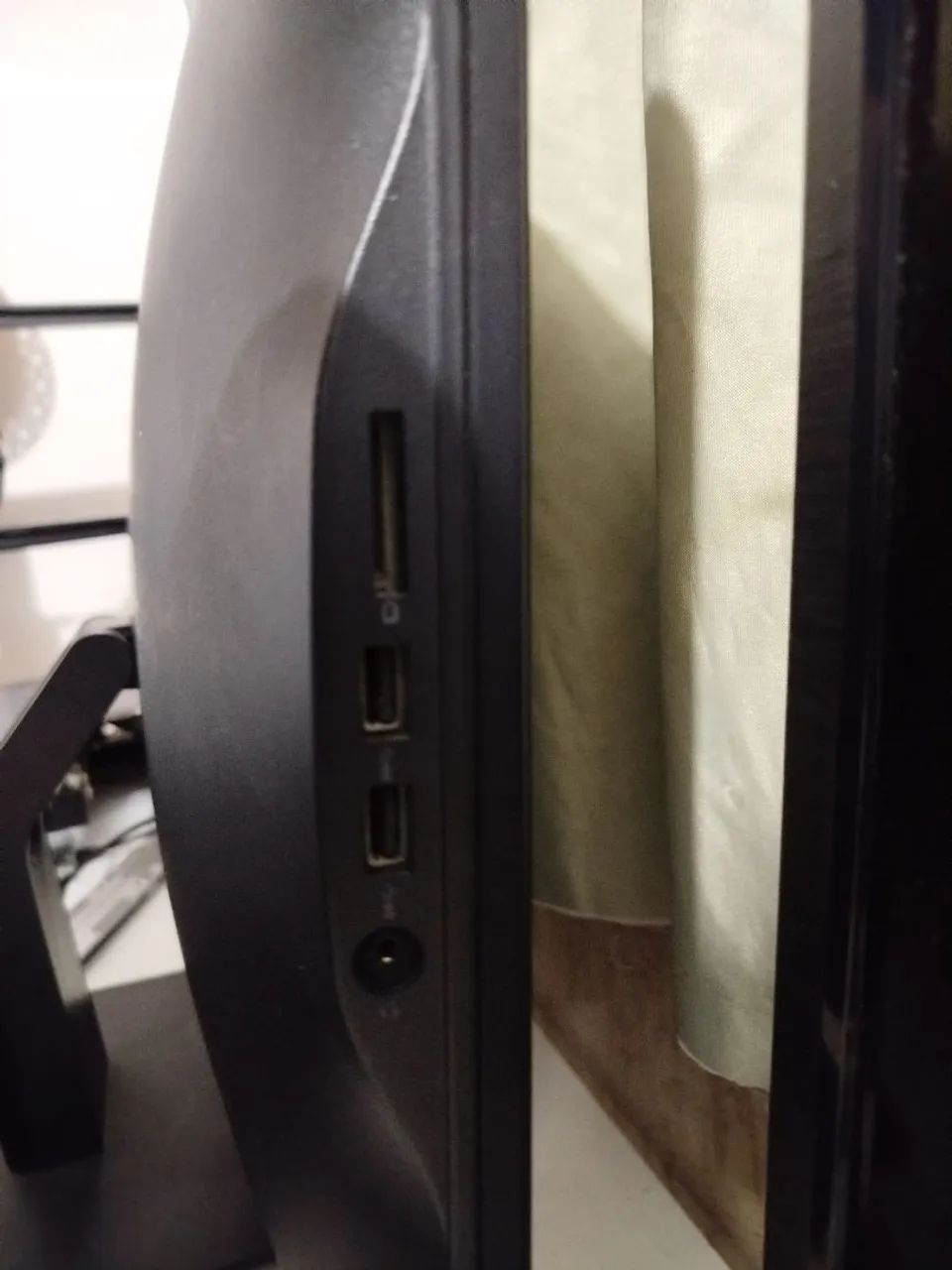 Dell Inspiron 23 5348 - Foto 5