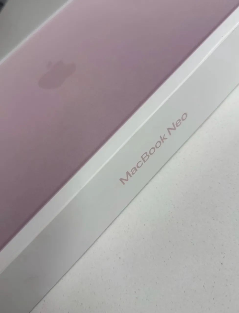MacBook Neo Lacrado - Foto 2