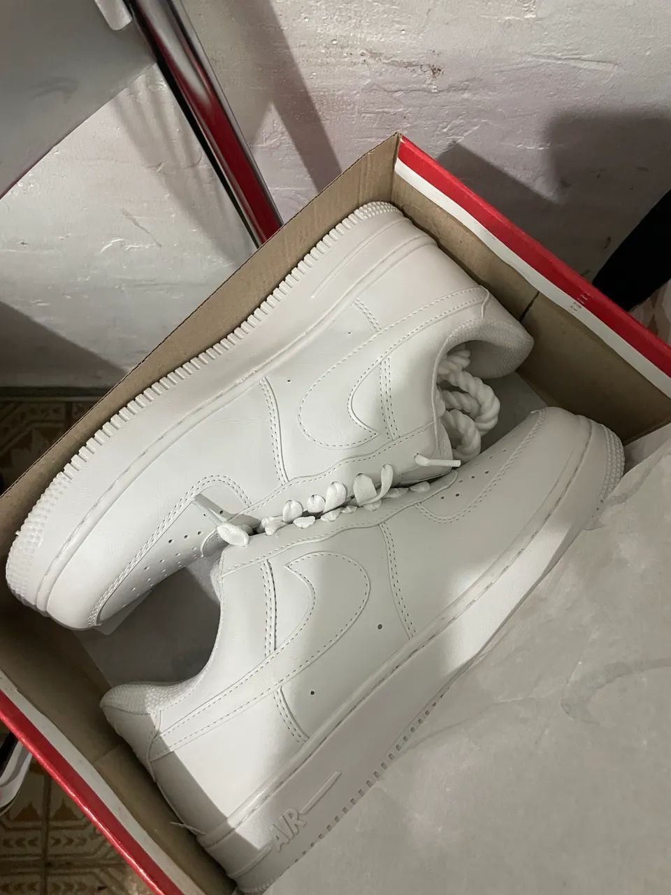 NIKE AIR FORCE 1 TRIPLE WHITE RÉPLICA. - Foto 2