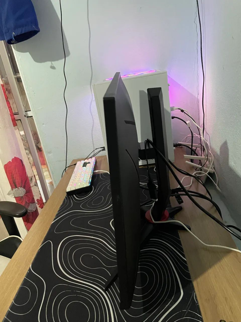 Monitor gamer AOC 165Hz  - Foto 5