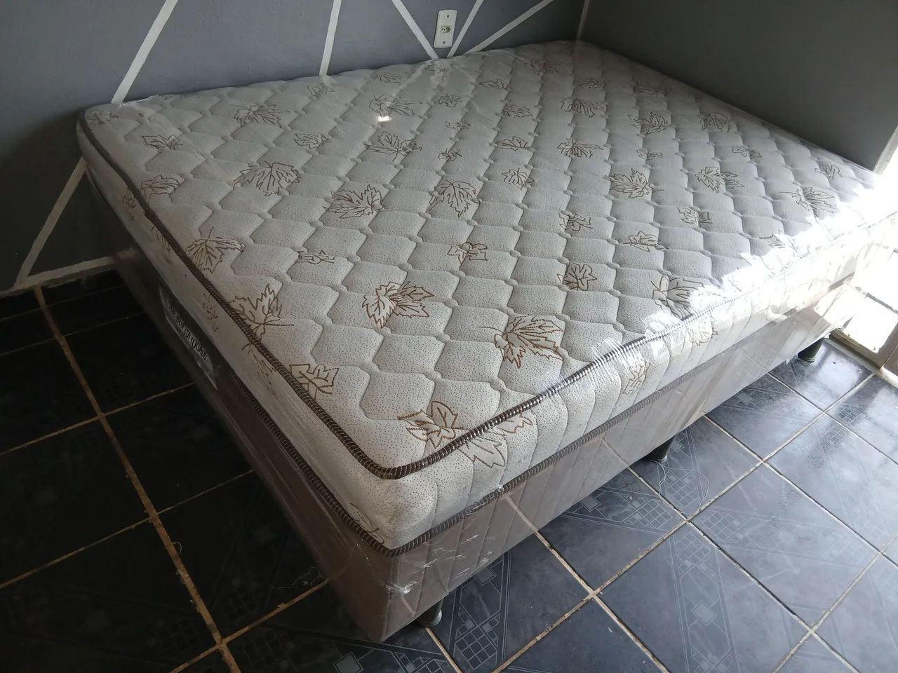 Cama Box Casal De Espuma Higienizada - Foto 2
