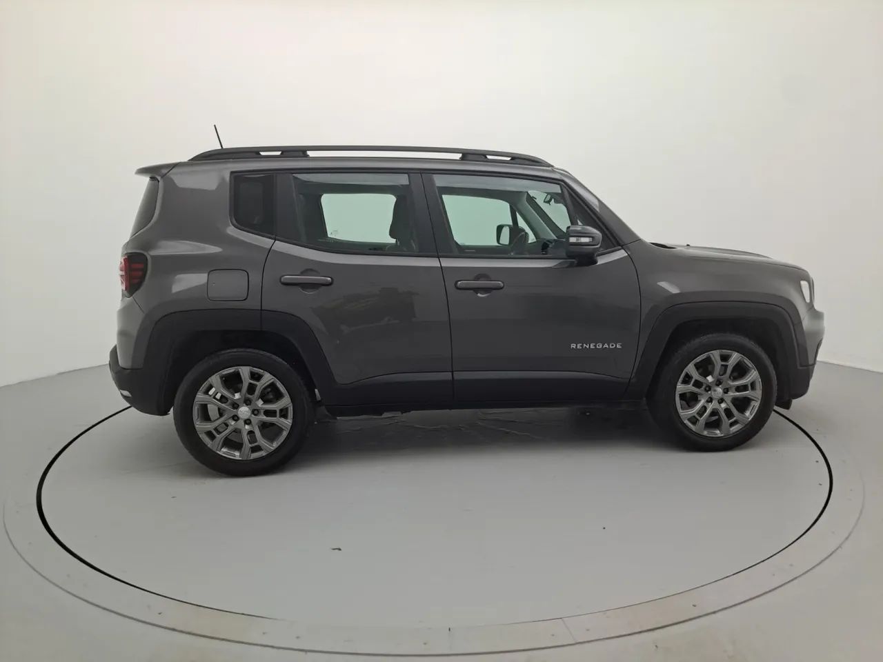 Jeep Renegade Long. T270 1.3 TB 4x2 Flex Aut., foto 6 de 18