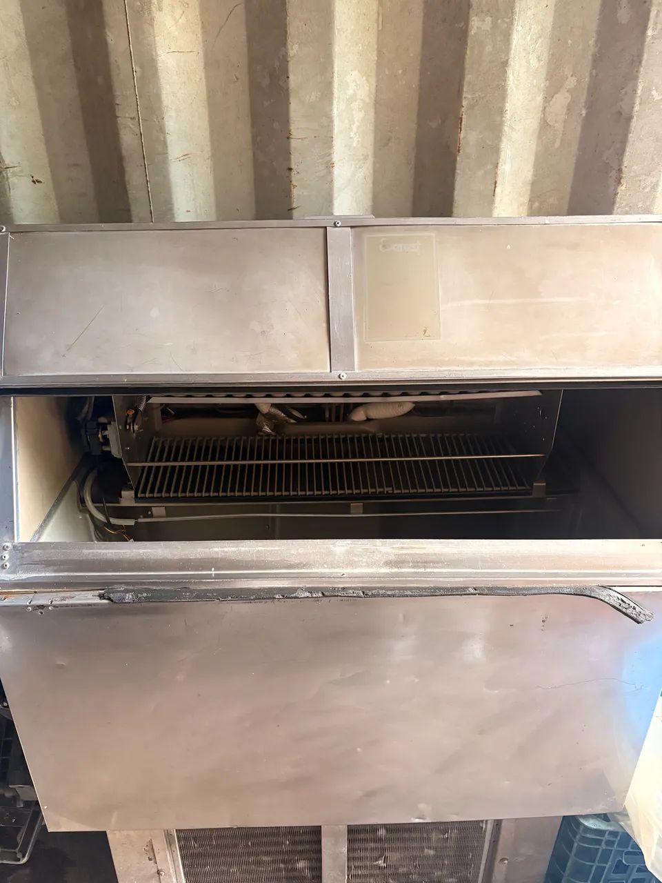 Máquina de gelo em cubo 150 kg 