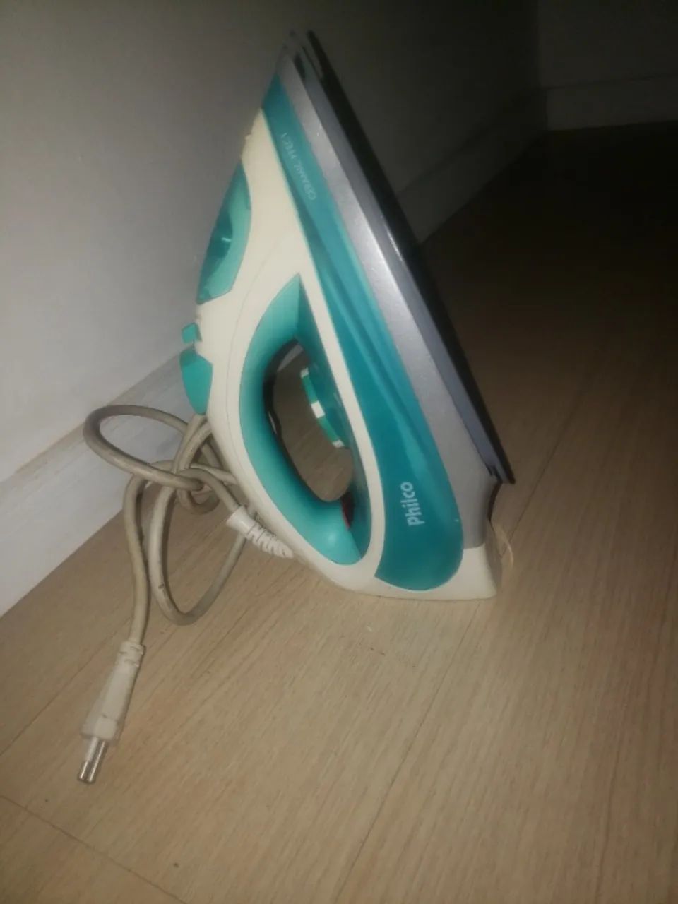 Ferro de passar roupa 