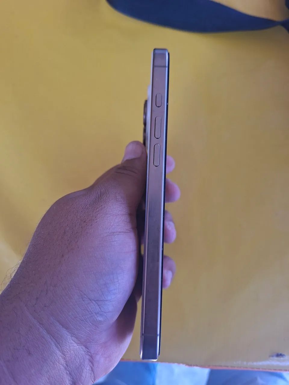 IPhone 16 pro max - Foto 4