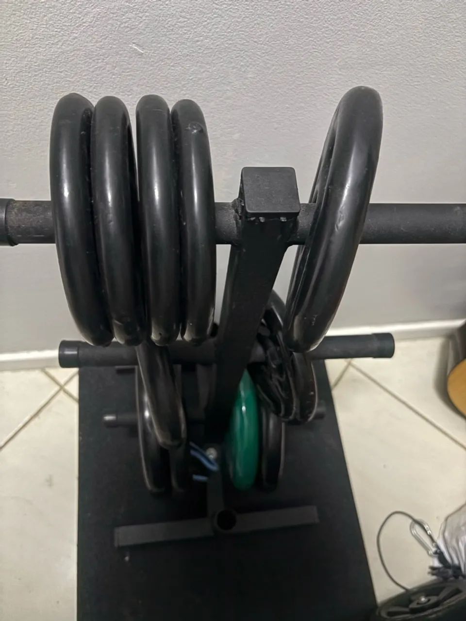 Kit barras e pesos musculação 
