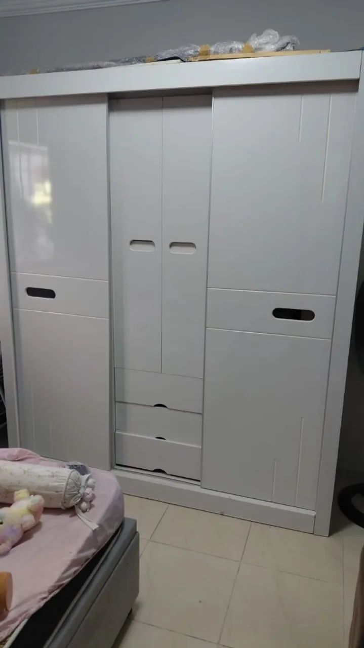 Guarda-roupas MDF